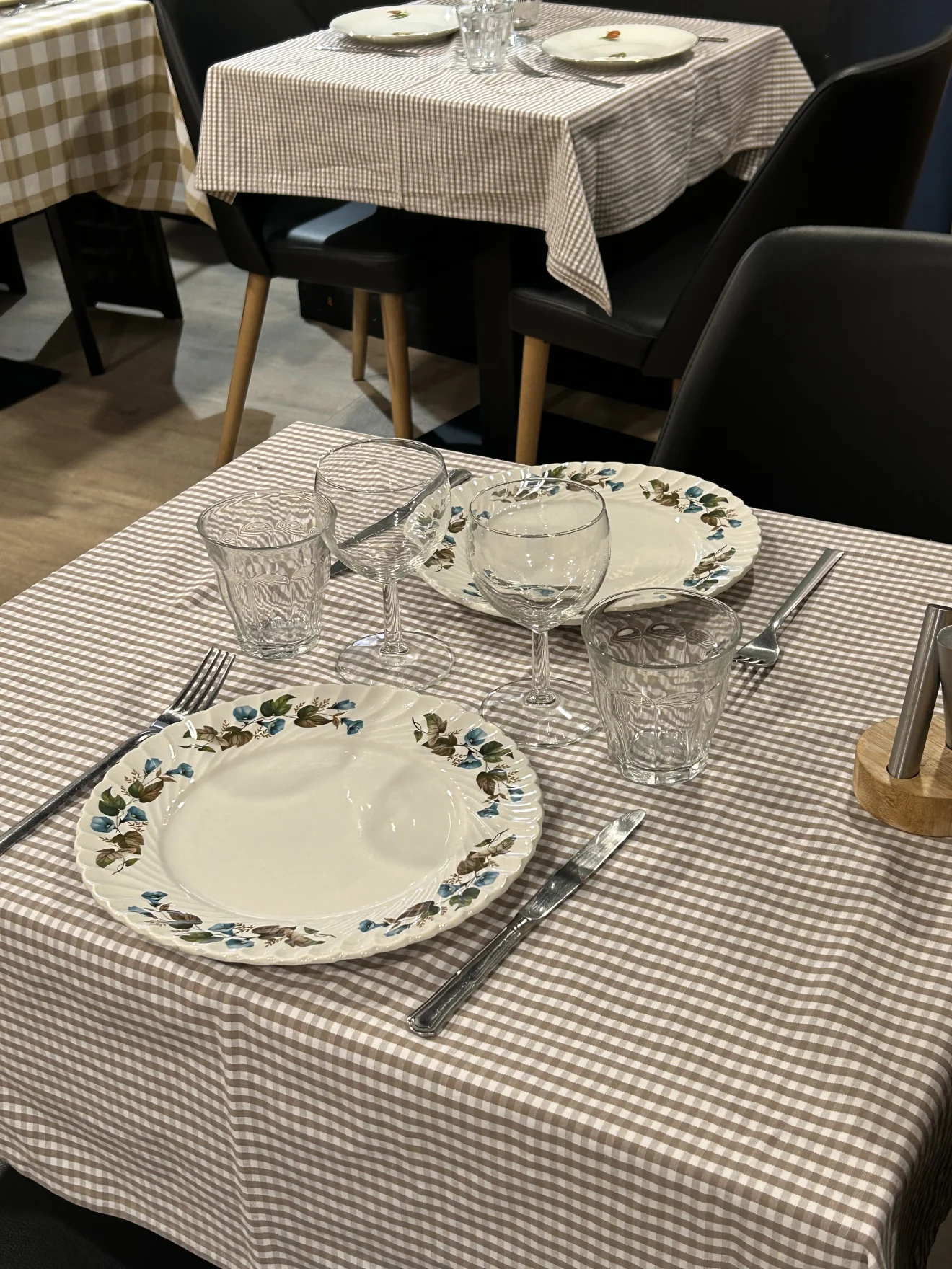 table décoration les cocottes